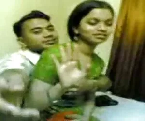 Mamá rusa se xxx subtitulado español masturba pero se convierte en una puta codiciosa