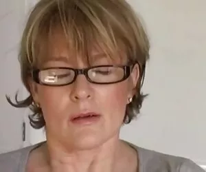 Phillywood hentai online sub español sin censura