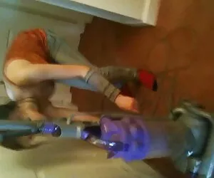 Lesbianas disfrutan del sexo caliente y sudoroso porbo sub español